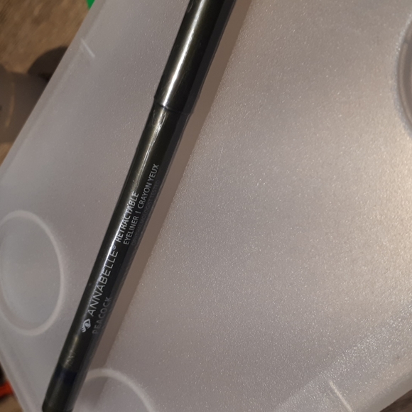 Eyeliner Annabelle - Picture 3 of 3